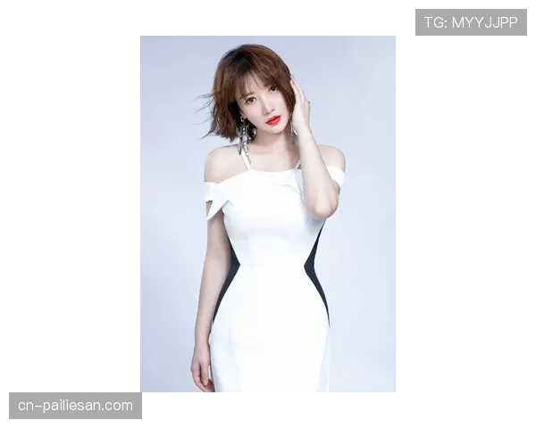 中前卫人员变化多样，纵向推进与短传控制呈现不同思路