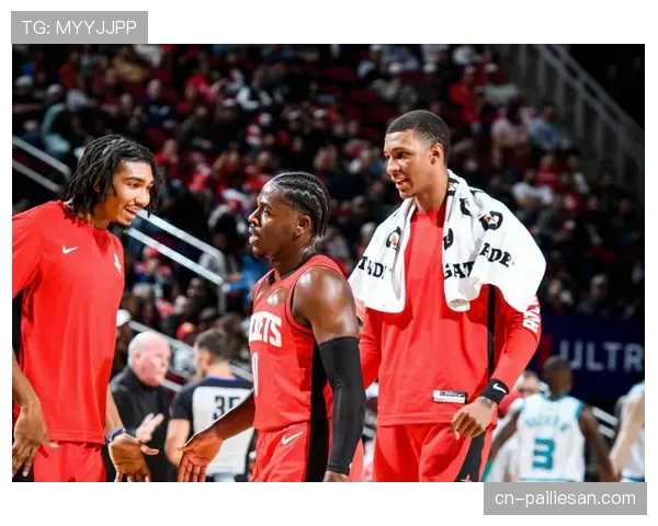 克莱伯玉昆2次助攻，锋线搭档配合默契度持续提升